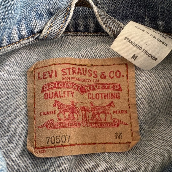 Mens Levis Denim Trucker Jacket Size Medium 70507 - Picture 4 of 6